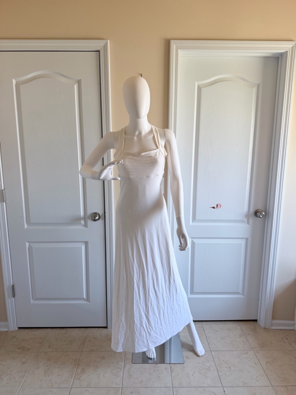 $180 NWT White Maxi Halter Dress W/Open Back Designed/Michel Stephen by Via Moda